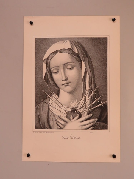 Mater Dolorosa. (titre inscrit, latin)