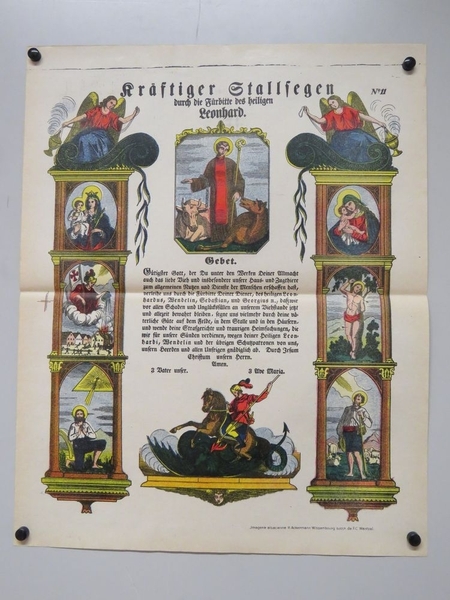 Kräftiger Stallsegen durch die Fürbitte des heiligen Leonhard. (titre inscrit, allemand) ; Fervente bénédiction des étables par l’intercession de Saint Léonard (titre traduit)