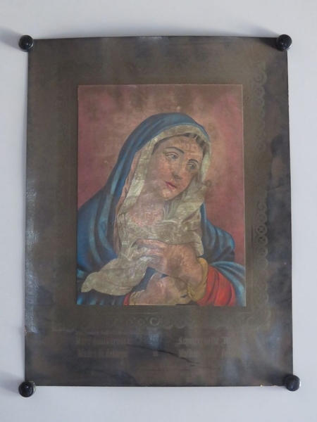 Mère douloureuse. (titre inscrit, français, allemand, espagnol, anglais)