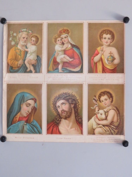 St. Joseph / Ste. Marie auxiliatrice / Le sauveur du monde / St. Jean-Baptiste  (titre inscrit, italien, français, espagnol, allemand, anglais). Mater dolorosa / Ecce Homo ! (titre inscrit, latin)