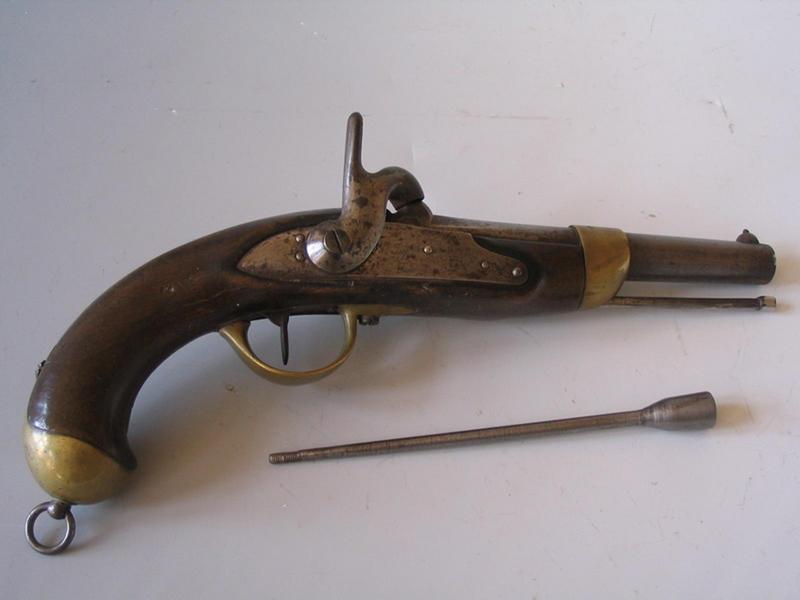 Pistolet, modèle 1822 Tbis
