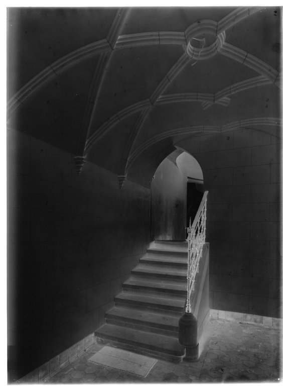 Château de Woerth : porte sous voute (titre factice)