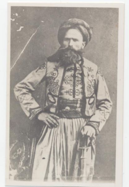 Abdala ben Missoum en tenue de parade des Officiers des Tirailleurs Algériens (titre factice)