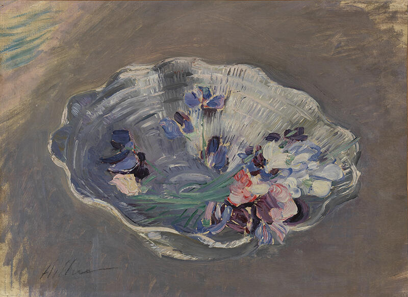 Fleurs dans une coupe
