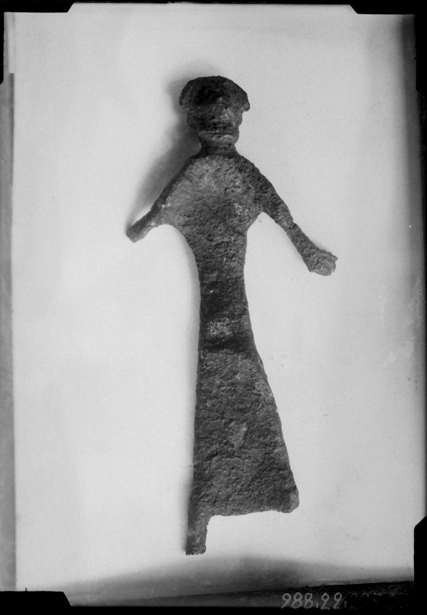 Statuette en bronze des environs de Queuille (titre factice)