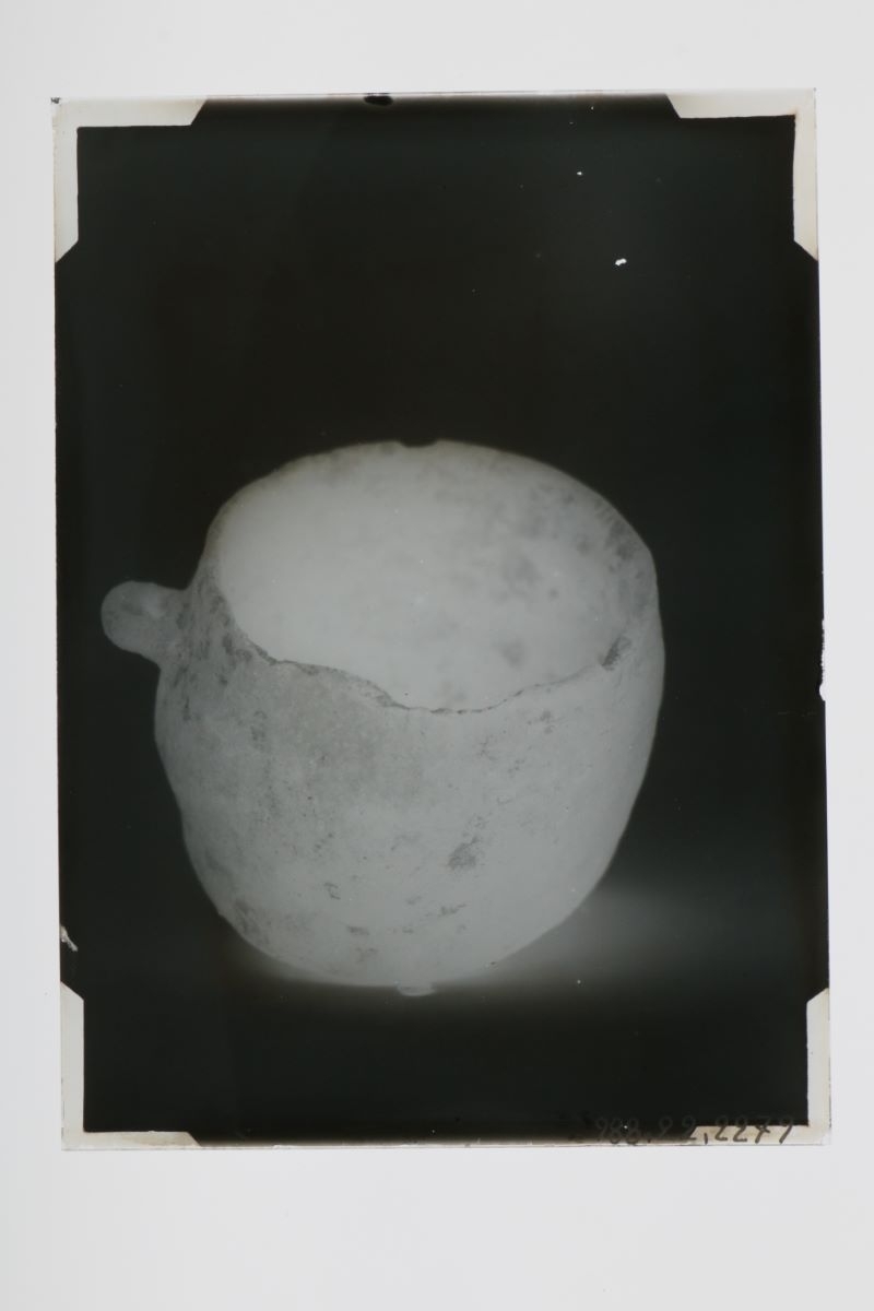 Vase (titre factice)
