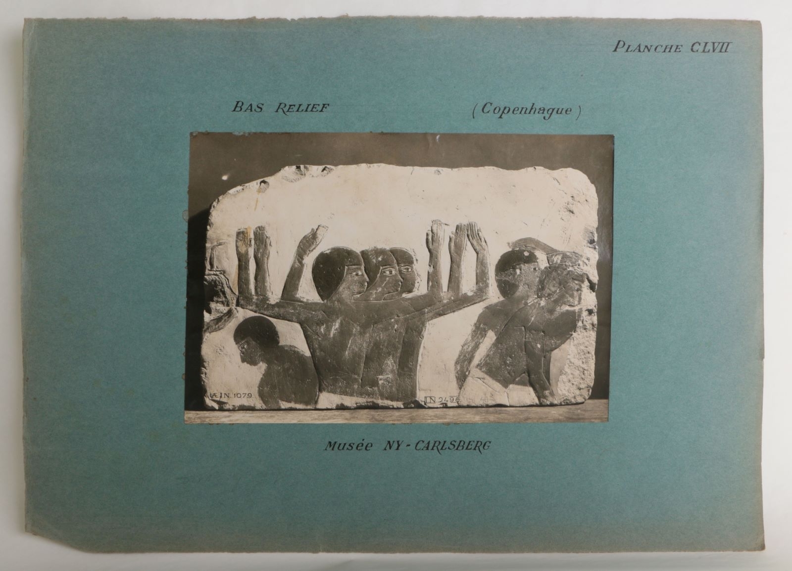 Bas-relief (titre manuscrit)