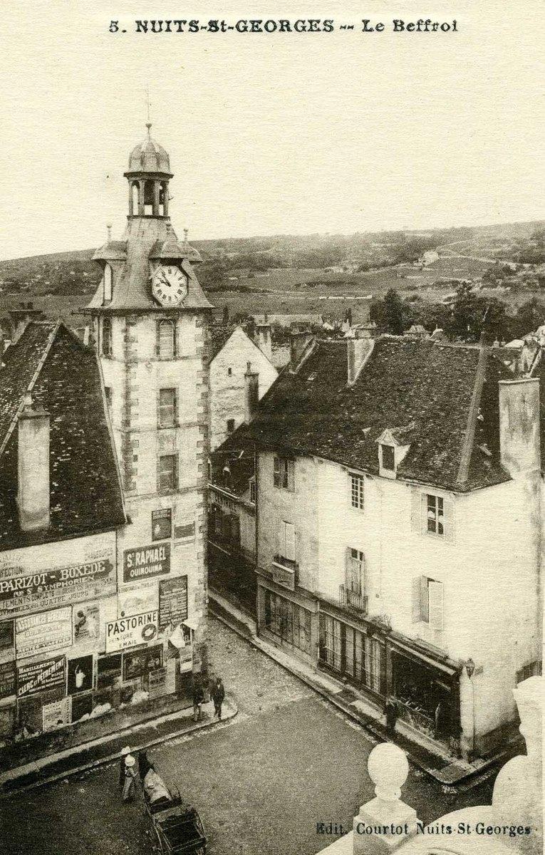 5. NUITS-St-GEORGES - Le beffroi (titre inscrit)
