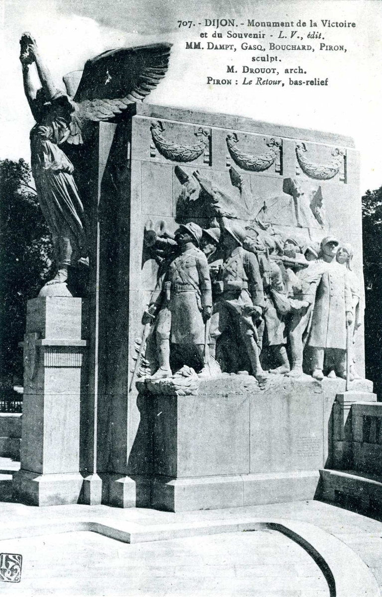 707. - DIJON. Monument de la Victoire et du Souvenir (titre inscrit)