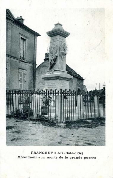 FRANCHEVILLE (Côte d'Or) / Monument aux morts de la grande guerre (titre inscrit)