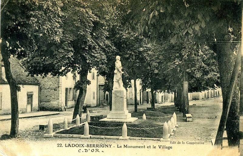 22. LADOIX-SERRIGNY - Le Monument et le Village (titre inscrit)