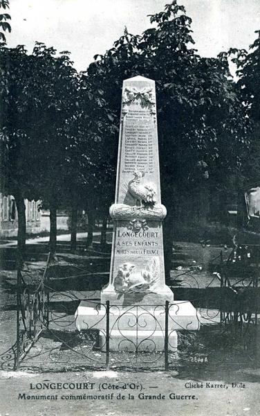 LONGECOURT (Côte d'Or). / Monument commémoratif de la Grande Guerre (titre inscrit)