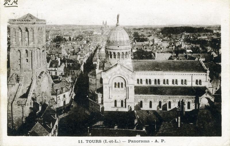 11. TOURS (I.-et-L.) - Panorama - A.P. (titre inscrit)