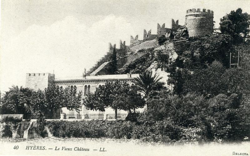 40 HYERES. - Le Vieux Château (titre inscrit)