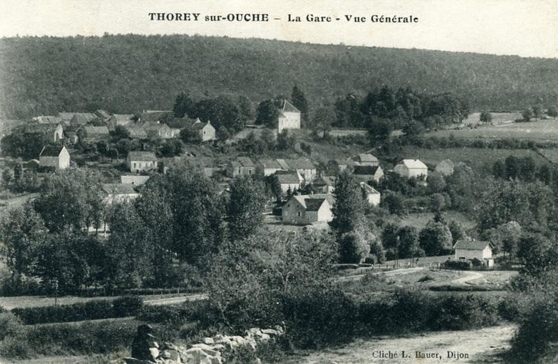 THOREY-sur-OUCHE - La Gare - Vue générale (titre inscrit)