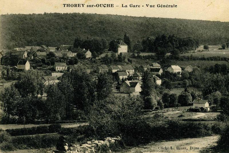 THOREY-sur-OUCHE - La Gare - Vue générale (titre inscrit)