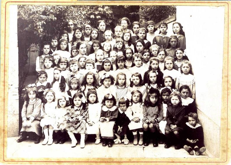 Photo de classe ...(titre factice)