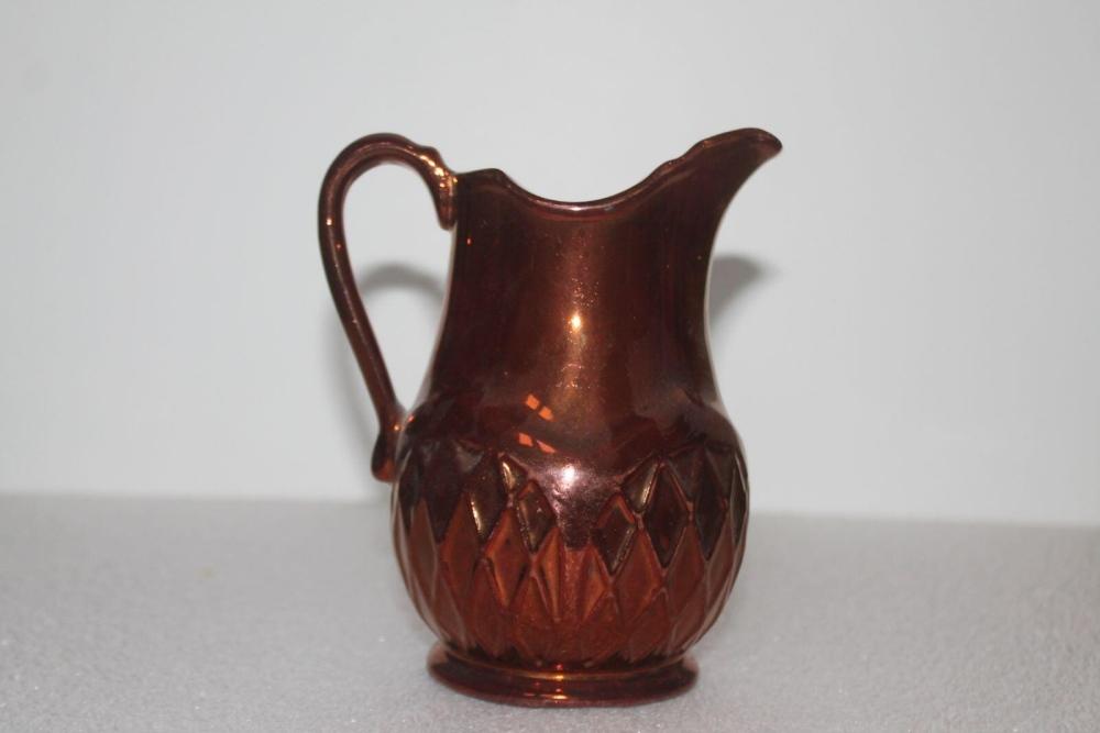 Pichet dit en faïence de Jersey