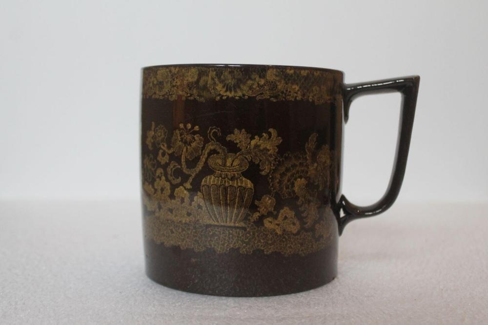 Chope ou tasse dite en faïence de Jersey