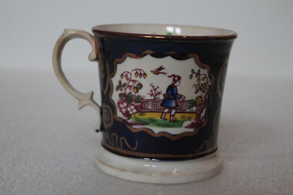 Chope ou tasse à décor japonisant dite en faïence de Jersey