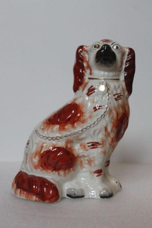 Chien cavalier King Charles dit en faïence de Jersey