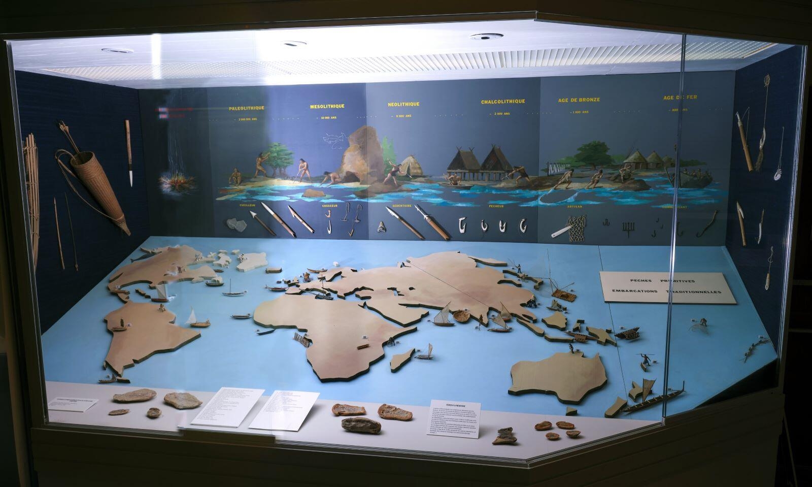 Préhistoire et embarcations traditionnelles des années 1980