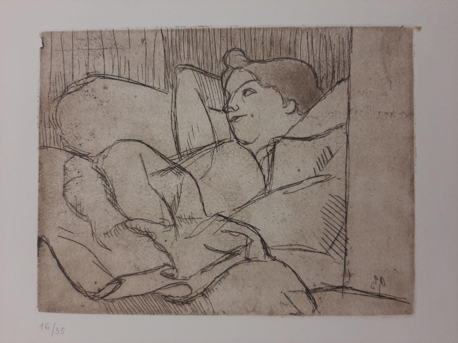Jeune femme au lit
