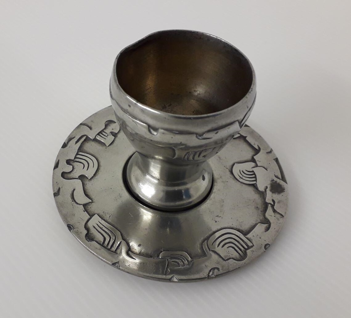 Coquetier avec soucoupe