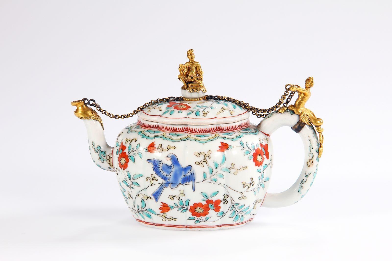 Théière kakiemon montée