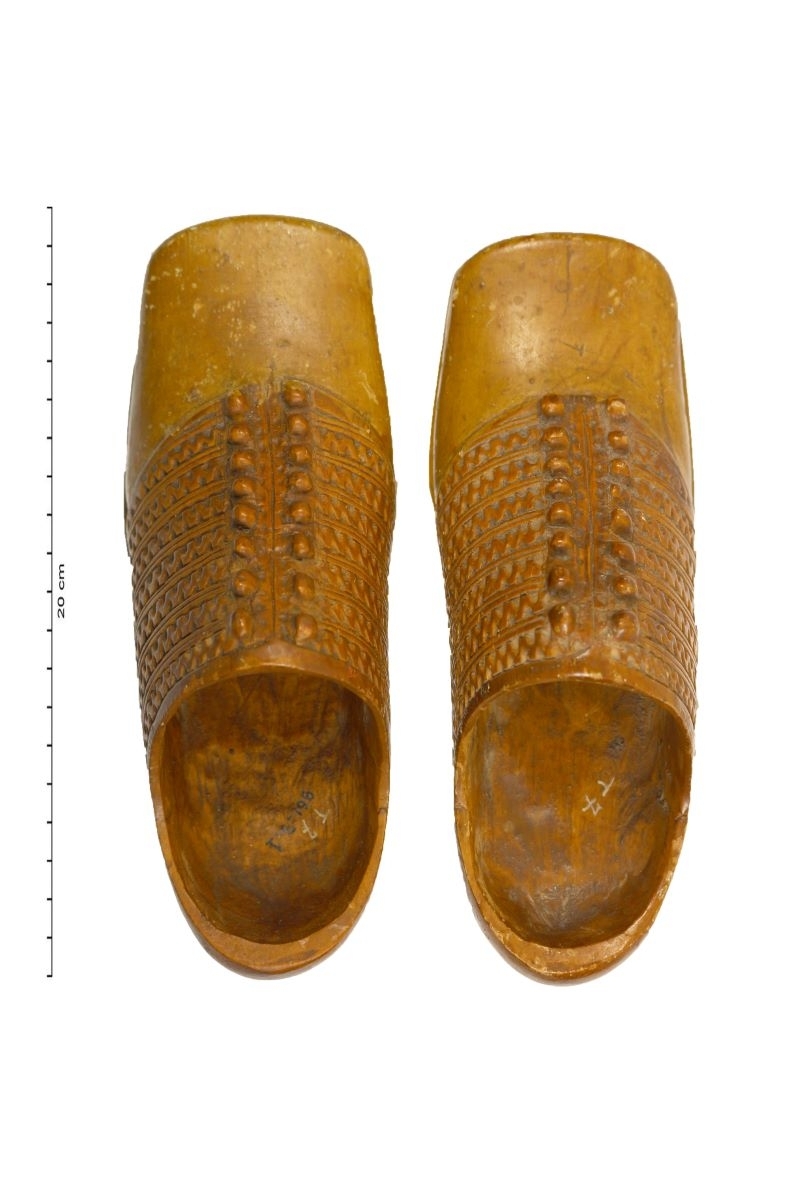 Sabot d'enfant à bout carré