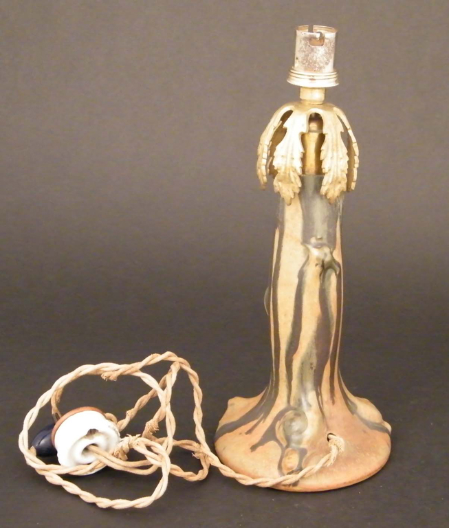 Pied de lampe