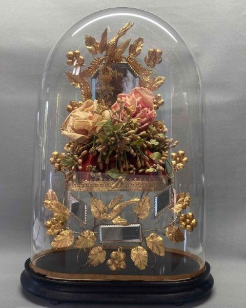 Couronne de mariée avec socle et globe de présentation