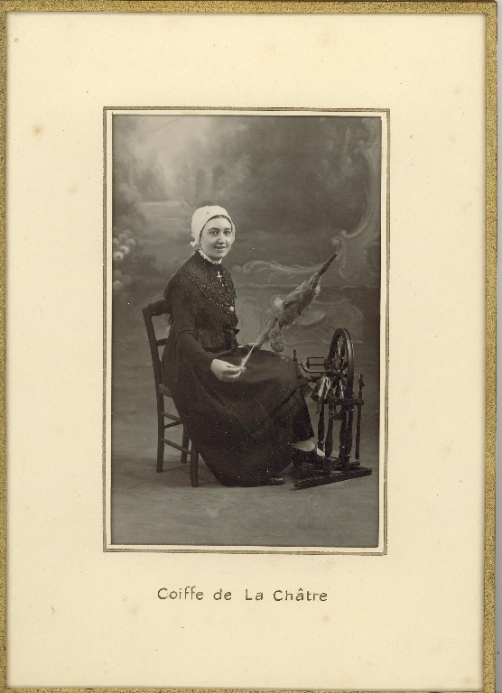 Coiffe de La Châtre  ; Mme MOULIN