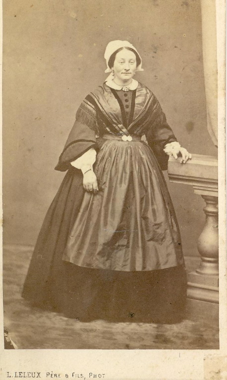 Rose RENAULT