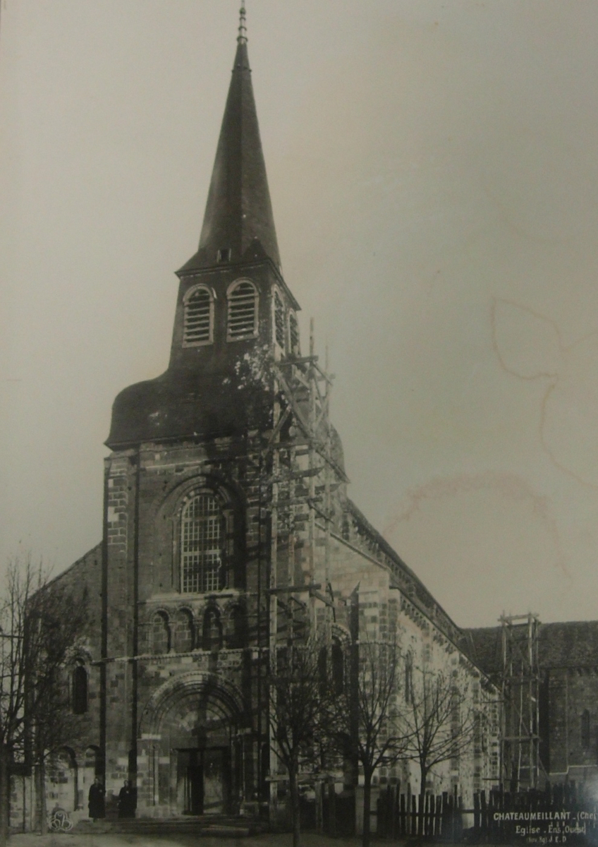 L'église Saint-Genès - ensemble ouest - Châteaumeillant