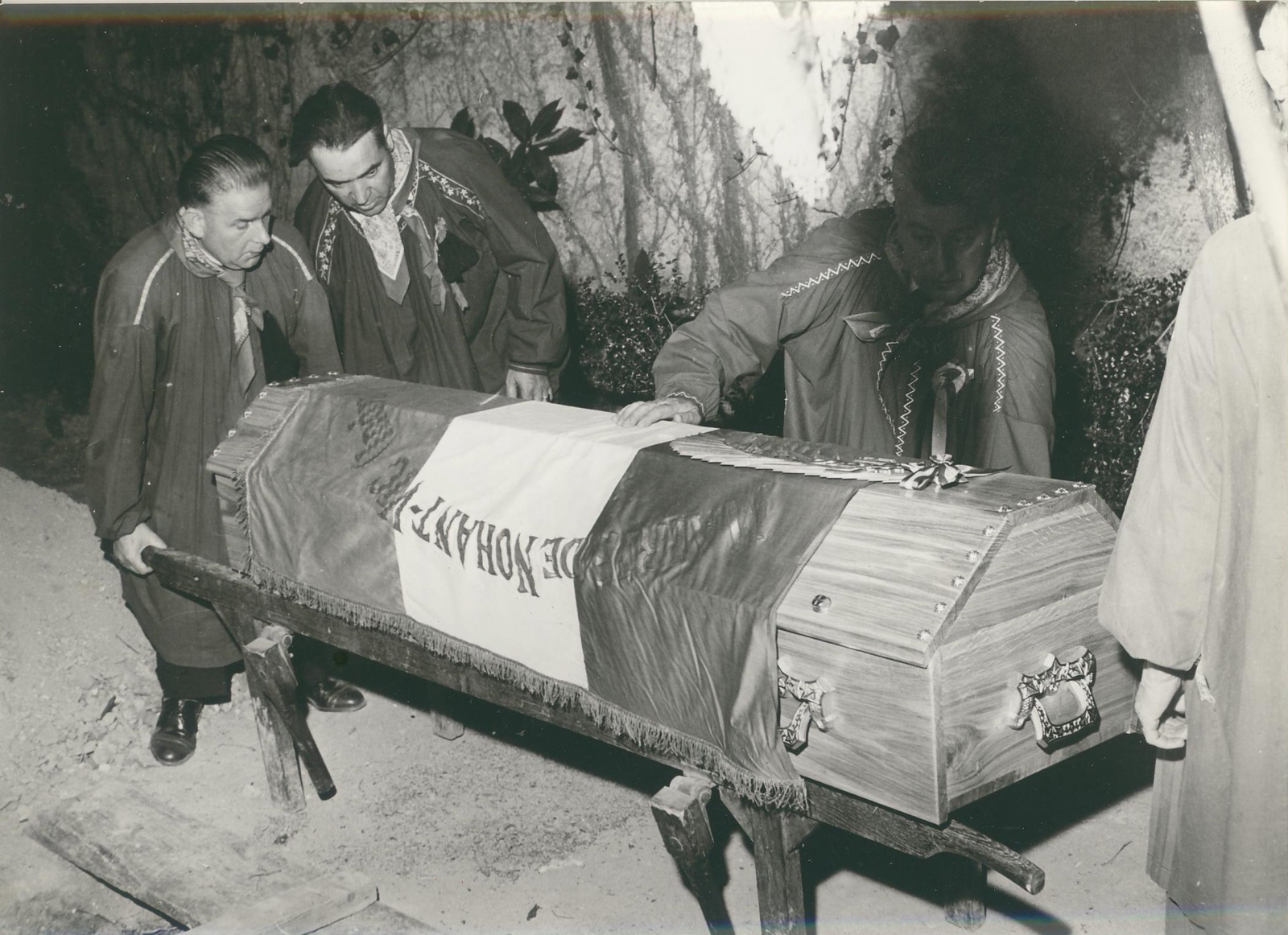 Les obsèques d'Aurore LAUTH-SAND (titre factice)