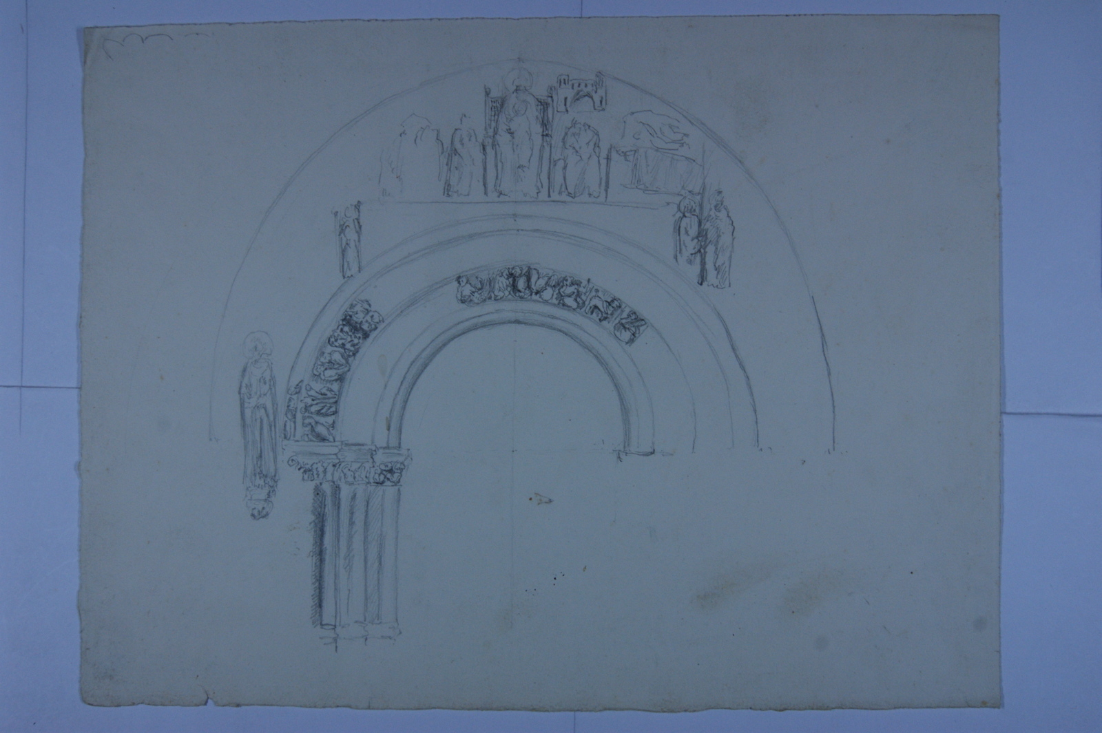 Portail polychrome de la Collégiale Saint-Ours de Loches. (titre factice)