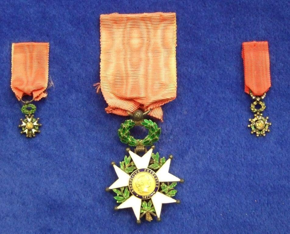 Croix de chevalier de la Légion d'honneur d'Emmanuel Lansyer (titre factice)