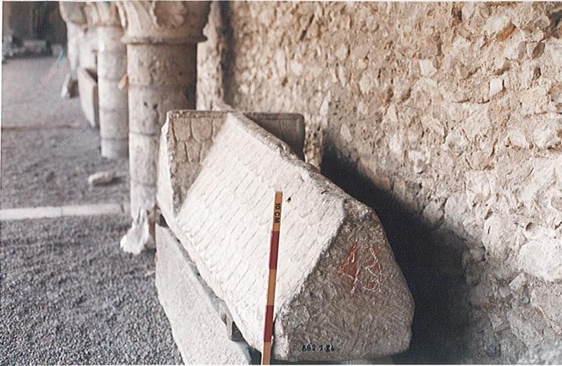 Couvercle de sarcophage