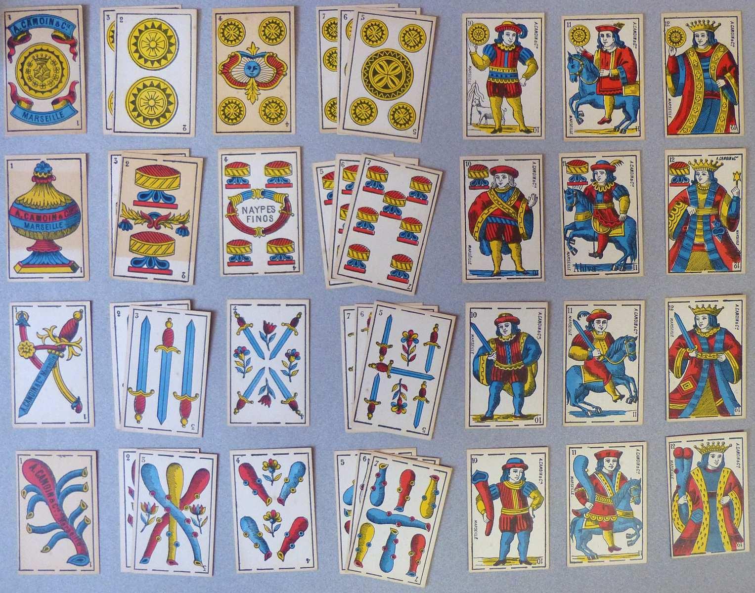 Jeu de cartes au portrait parisien-espagnol