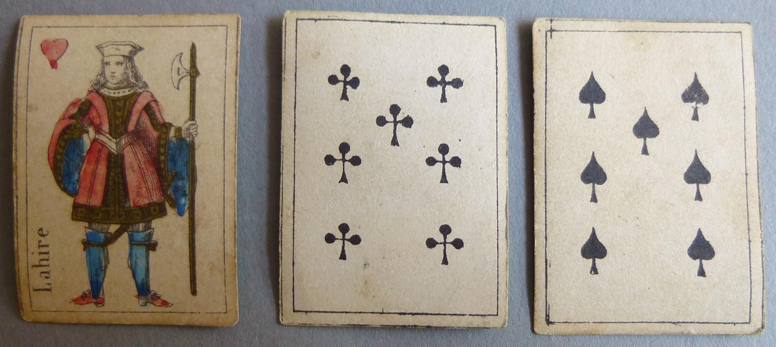 Jeu de cartes miniature au portrait de Paris