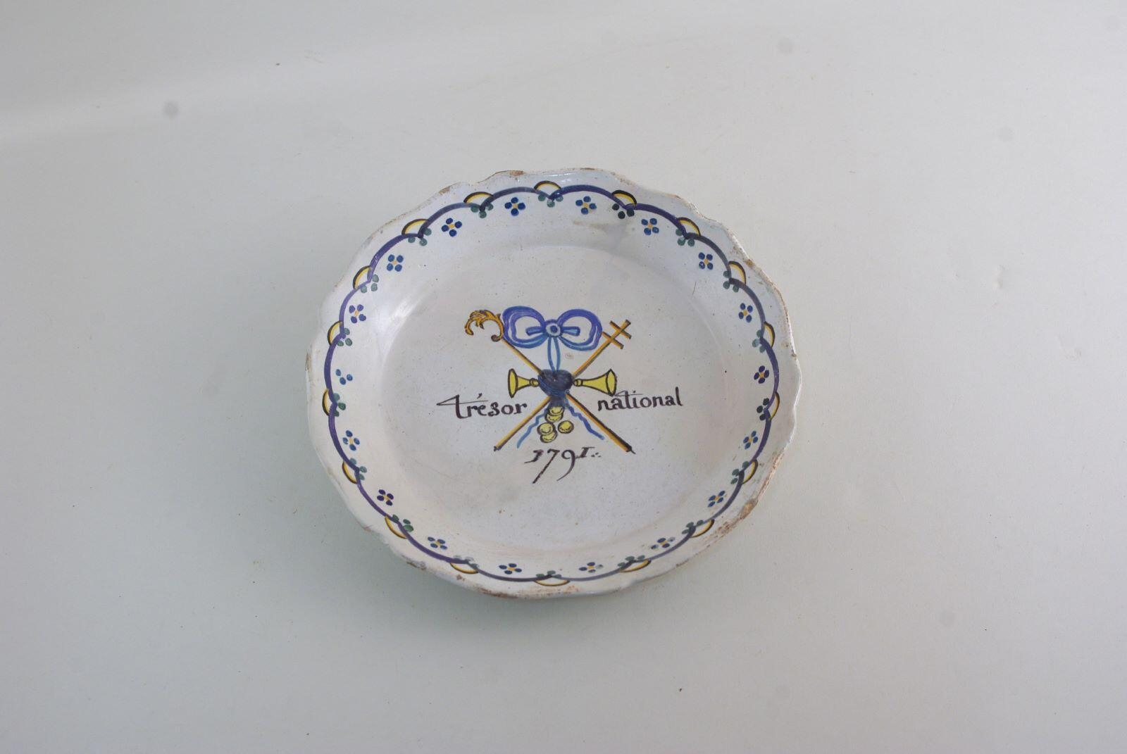 Assiette “Trésor National” (titre inscrit)