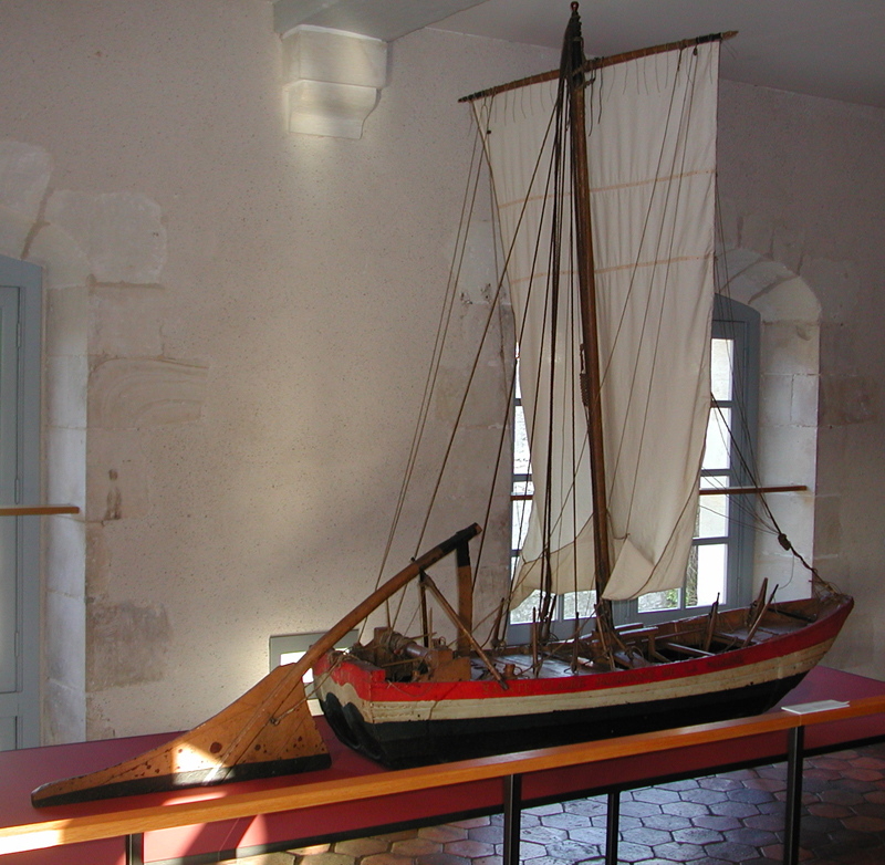 Maquette dédiée à Sainte-Claire (titre factice) ;  Chaland de Loire