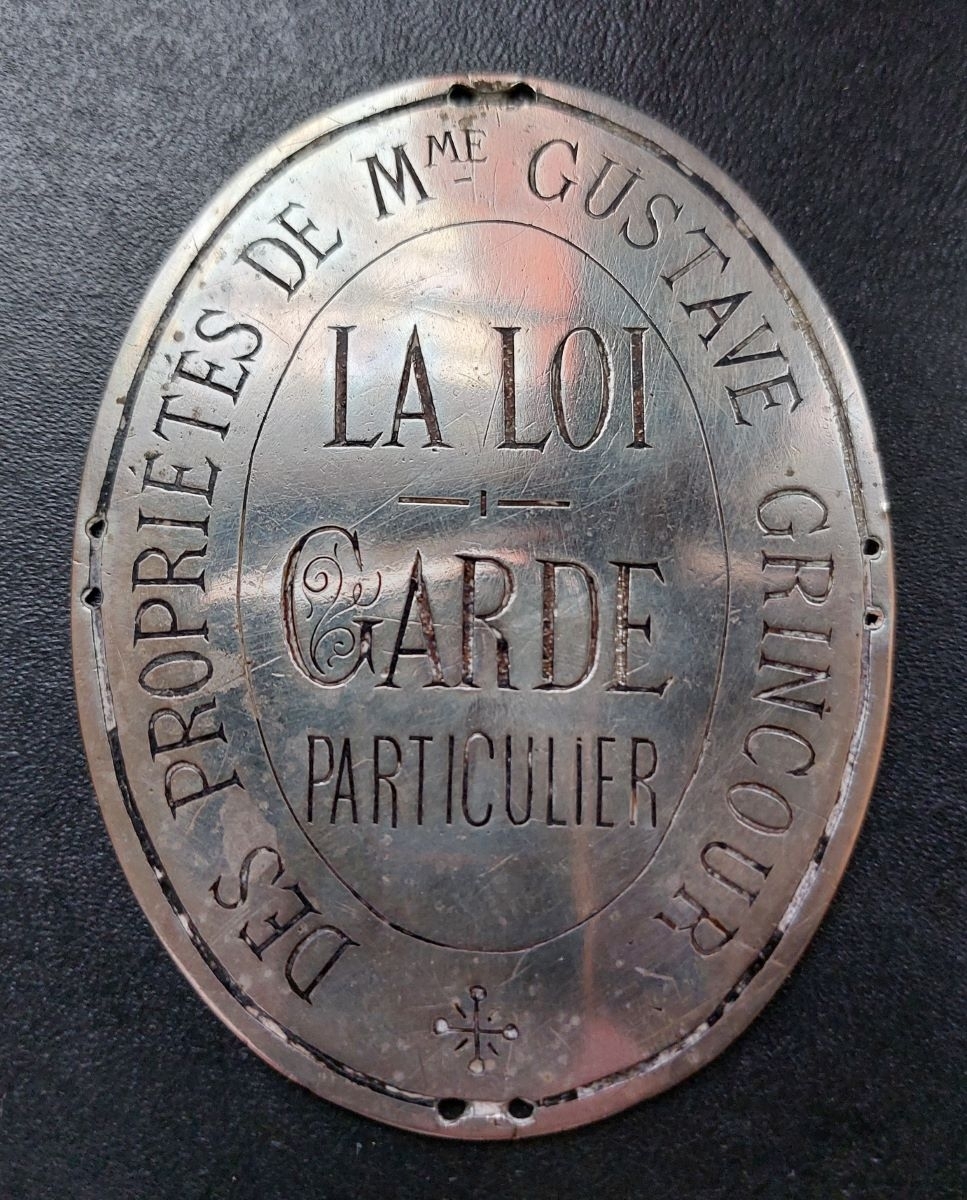 LA LOI - GARDE PARTICULIER DES PROPRIETES DE Mme GUSTAVE GRINCOUR (titre inscrit)