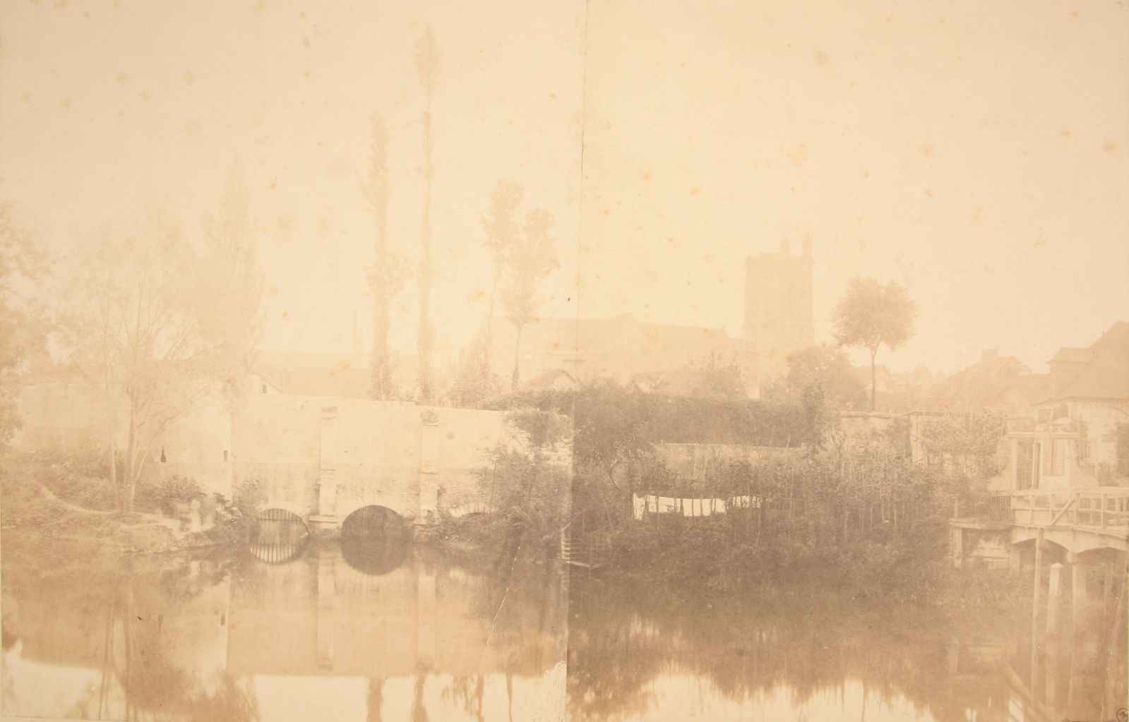 Troyes, tour Barbazan, pont Saint-Georges et pont du Noyer-aux-Enfants