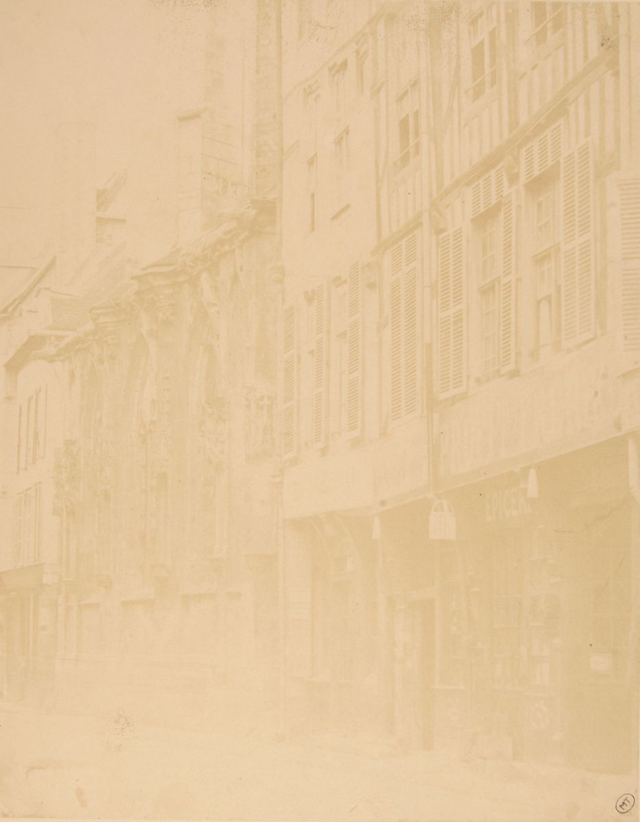 Troyes, rue Turenne et chevet de l'église Saint-Pantaléon