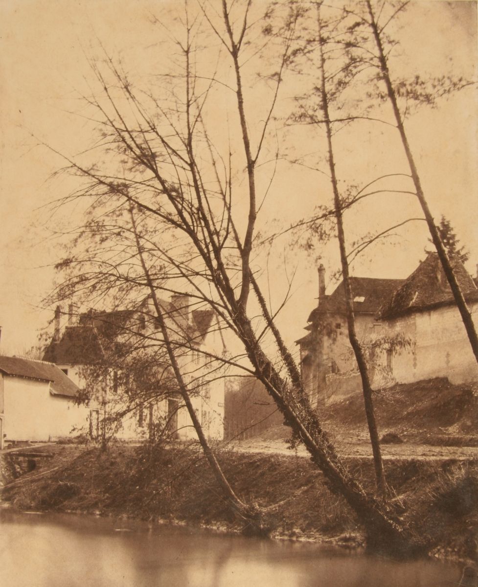 Troyes, maisons au bord de la Seine, près de l'école de Natation