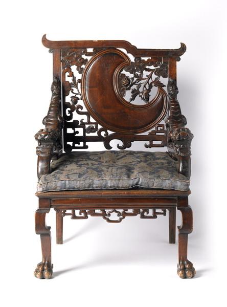 Fauteuil mandarin au croissant de lune