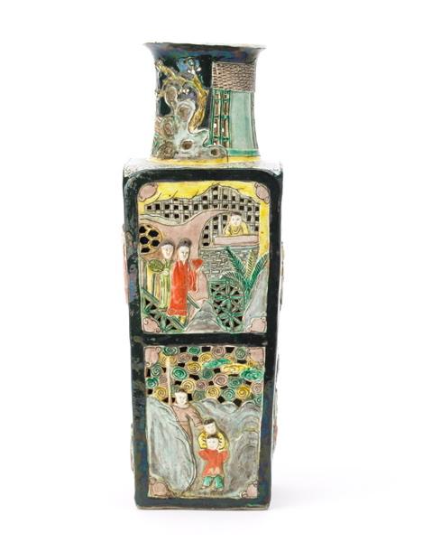 Vase carré