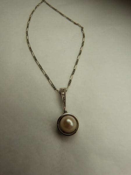 Collier avec larme